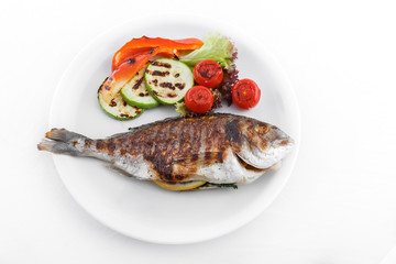 Grilled fish and vegetables