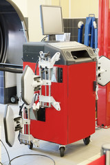 Fototapeta premium Computer stand for precision wheel alighnment check