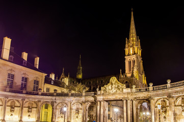 Obraz premium View of Saint Epvre basilica in Nancy at night - France