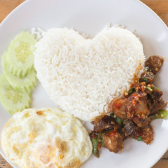 Thai fried pork basil sauce