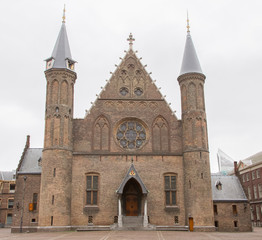 Fototapeta na wymiar Gothic facade of Ridderzaal in Binnenhof, Netherlands