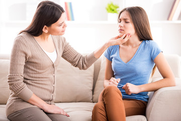 Obraz premium Mother and daughter