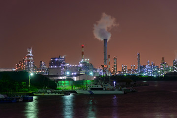 Fototapeta premium Night view of Factories in Kawasaki, Kanagawa, Japan