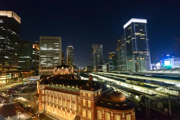 Fototapete Nachtansicht des Bahnhofs Tokio © Scirocco340