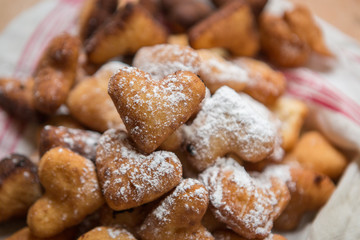 beignets en forme de coeur