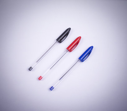 Bol&iacute;grafos de colores