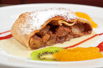 Apple strudel