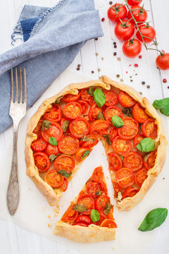 Cherry tomato tart