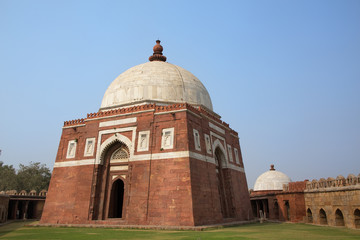 Fototapeta na wymiar Mausoleum of Ghiyath al-Din Tughluq, Tughlaqabad Fort, Delhi, In