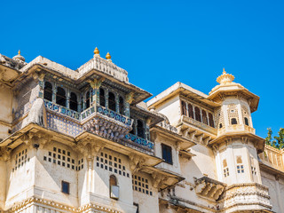 Fototapeta na wymiar Balcony of Udaipur City Palace
