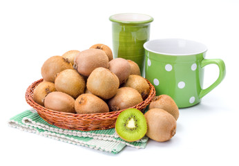 Kiwifruits in wicker plate