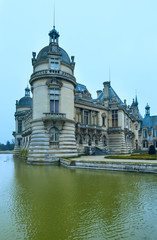 Fototapeta na wymiar Chateau de Chantilly (France).