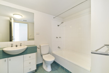 Obraz na płótnie Canvas modern bathroom in luxury apartment