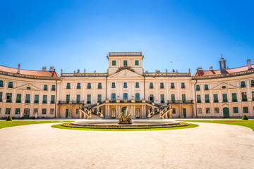 Schloss Esterhazy, Fertod