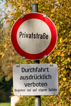 Schild Privatstraße Verbot