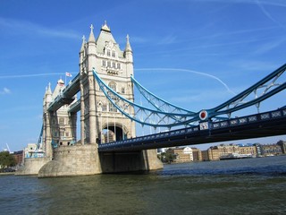 Obraz na płótnie Canvas River Thames & Tower Bridge - London - England - UK