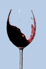 Schwappender Rotwein