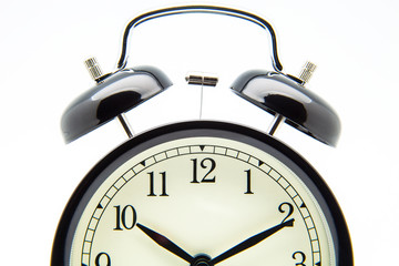 reloj despertador de campana
