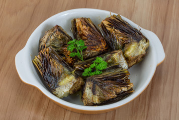 Grilled artishokes