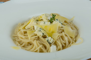 Four cheese spaghetti