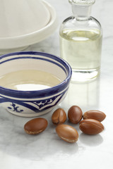 Cup with argan oil