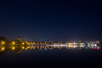 Fototapeta na wymiar View of the city at night