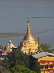 Pagoda en Sagaing (Myanmar)