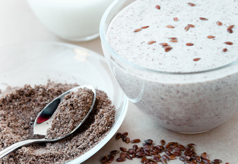Smoothie with flax seeds