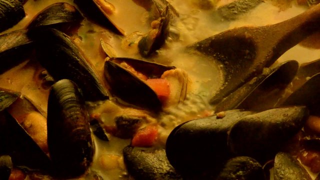 Impepata di cozze Cucina italiana P&ecirc;jgeha &icirc;tal&icirc; המטבח האיטלקי