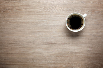 Tasse de café sur le bureau