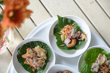 Food wrapped in leaves, Leaf-Wrapped Bite-Size Appetizer