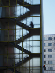 Unbekannter im Treppenhaus/Hochhaus