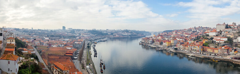 Fototapeta na wymiar Panorama of the Ribeira District and Douro River in Porto