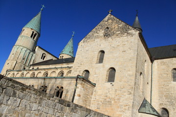 Gernrode/ Harz, Stiftskirche St. Cyriakus von Südosten