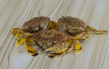 Raw crabs