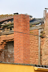 chimenea rustica © uzkiland