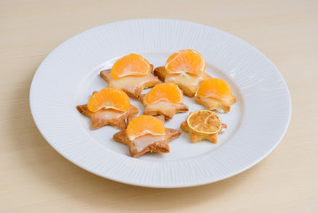 Shortbread cookies with tangerines