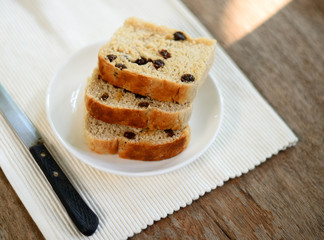 Raisin bread