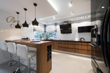 Modern black and white kitchen