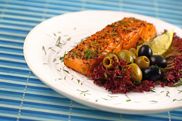 Pepper crusted smoked salmon