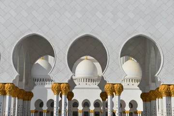 Fotobehang Beautiful grand mosque in Abu Dhabi © vormenmedia