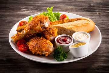 Grilled chicken legs and vegetables