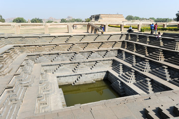 Obraz premium Water tank of Royal Enclosure temple at Hampi