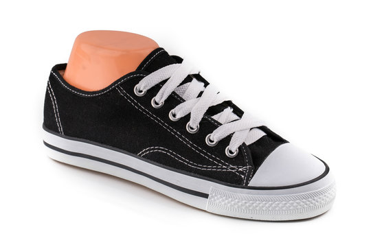 an image of cheap black and white sport shoes