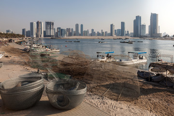 Obraz premium Fishing baskets at Sharjah Creek, United Arab Emirates