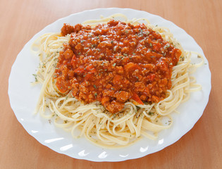Delicious spaghetti with meat and tomato