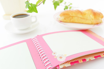 ノートとおやつ