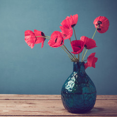 Obraz premium Bukiet kwiatów maku z retro efekt filtra