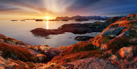 Ozeangebirgspanorama-Sonnenuntergang - Norwegen © TTstudio