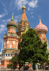 Fototapeta na wymiar Saint Basils Cathedral at the Red Square